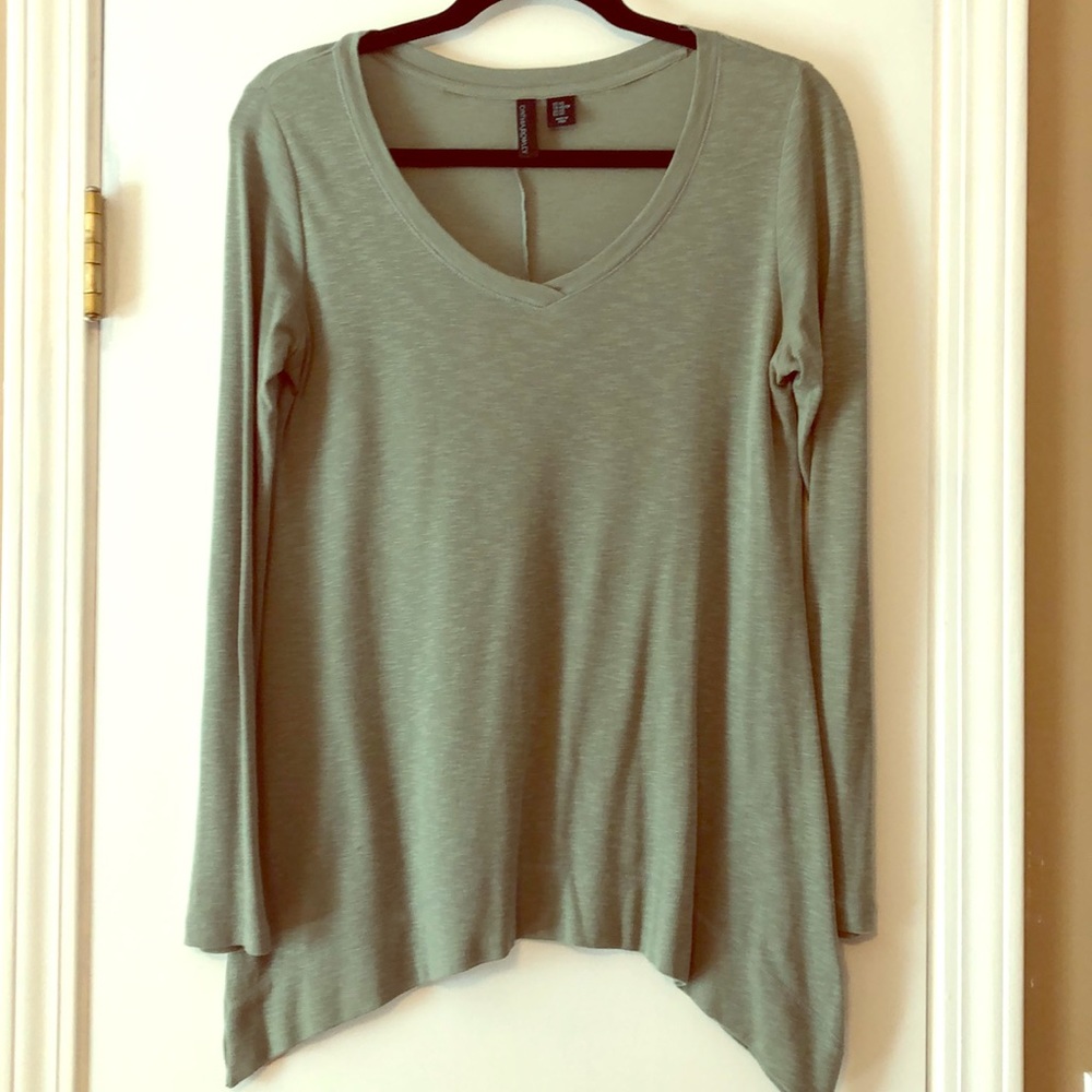 🔹3/$10🔹 XS Cynthia Rowley long sleeve shirt